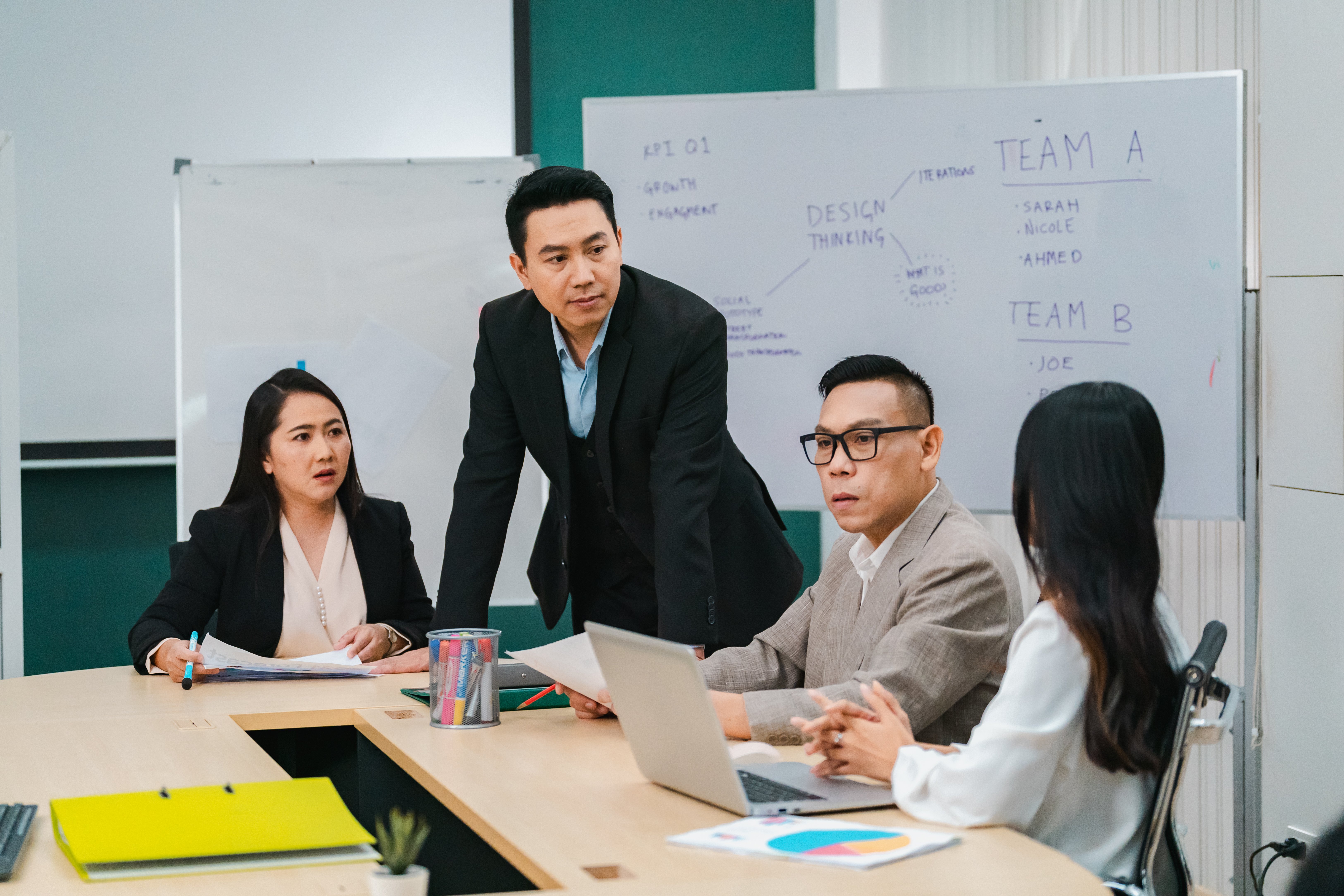 Definitive-Guide-Choosing-Best-Country-in-Asia-Outsourcing-Footer