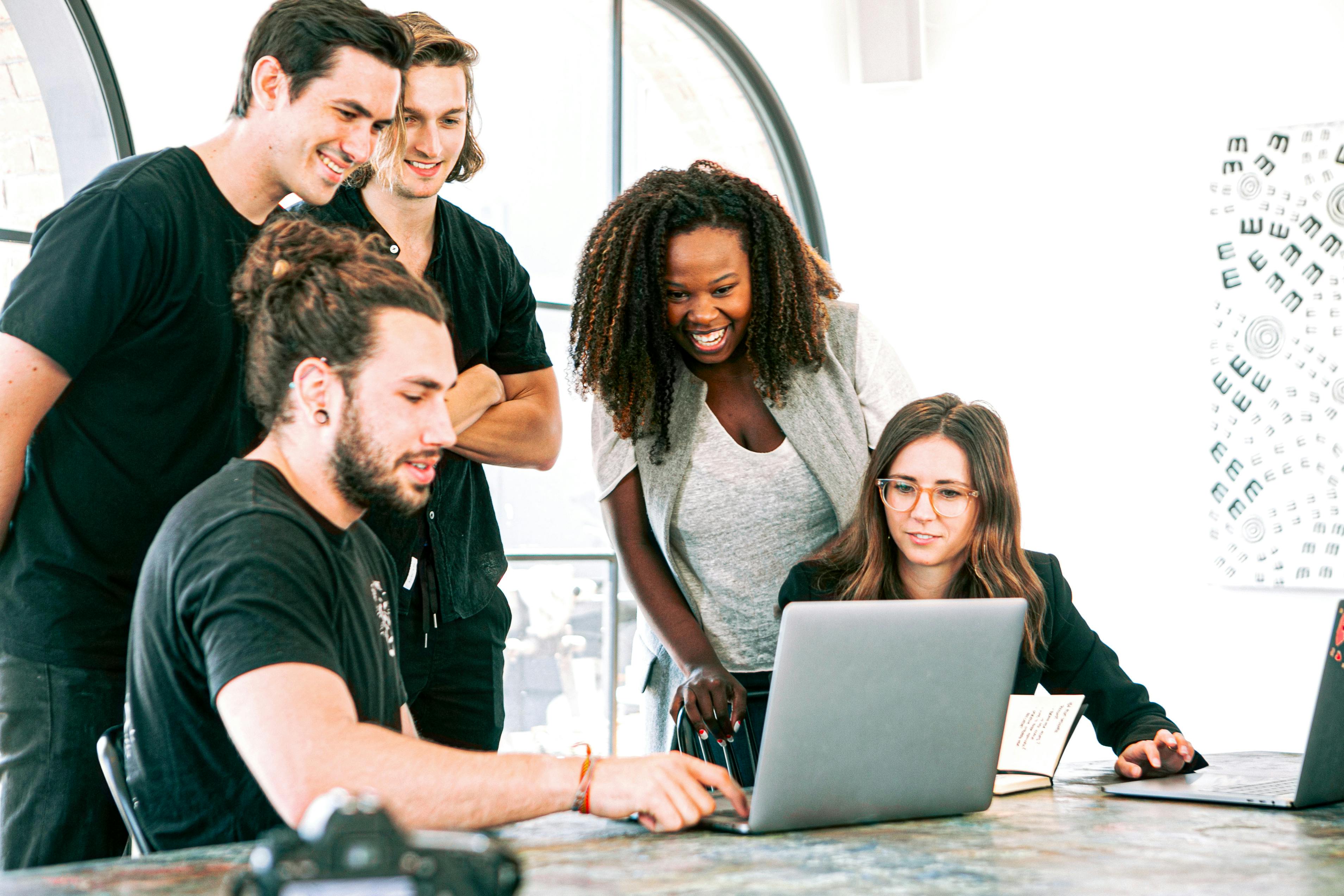 Why-You-Should-Outsource-Data-Mining-to-Reliable-Professionals-Footer